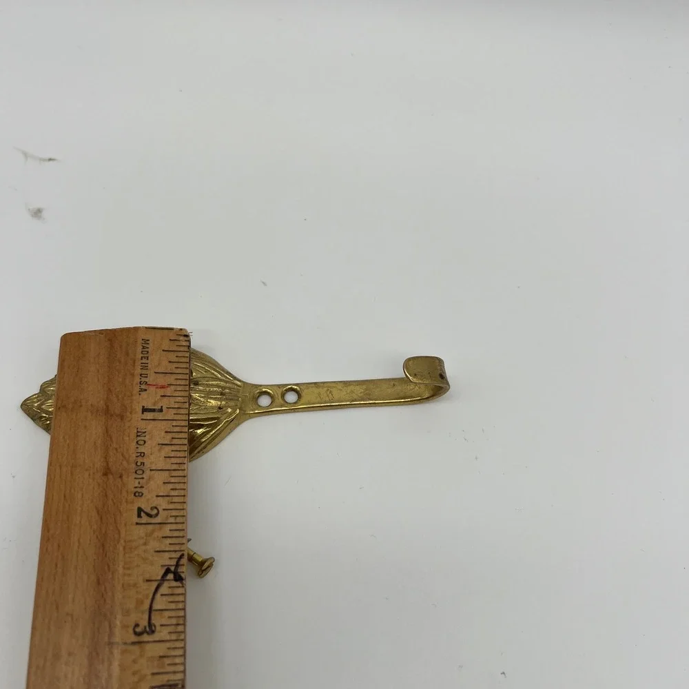 Pineapple Wall Hook Brass Patina Crosshatch Decorative Vintage 90s Hospitality